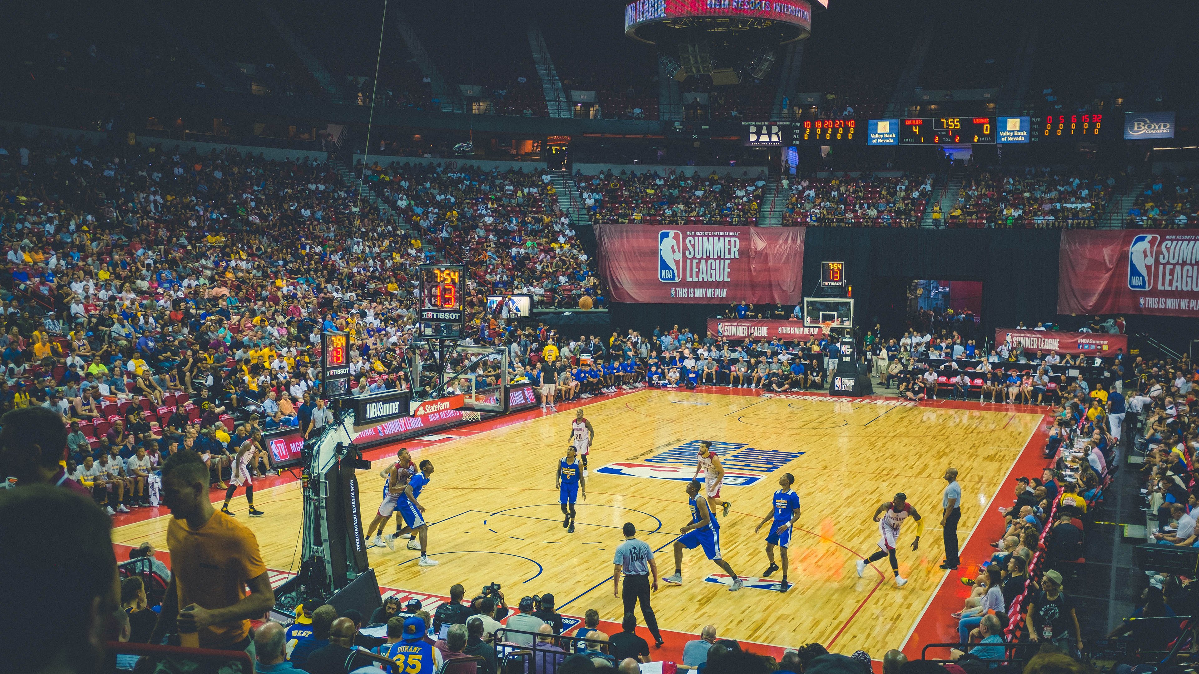 红雀防守端失误频频，主帅怒斥球队表现，红雀be线